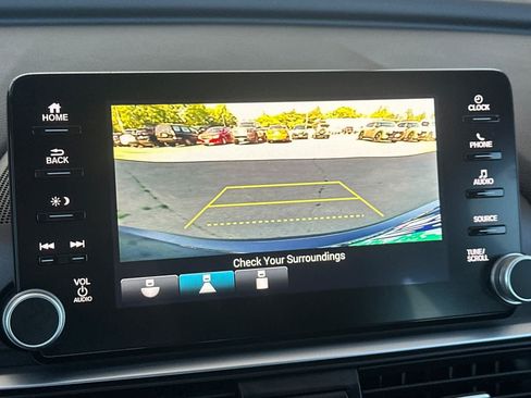 Used 2020 Honda Accord Sport image 18