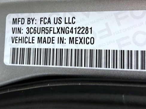 Used 2022 RAM 2500 Laramie AWD/4WD image 26