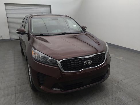 Used 2020 Kia Sorento LX FWD image 14