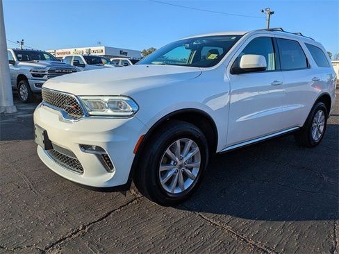 Used 2021 Dodge Durango SXT image 8