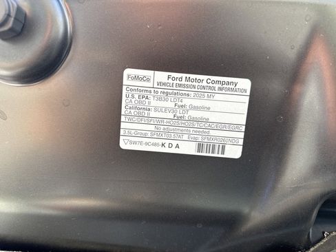 Used 2025 Ford F150 Raptor image 29