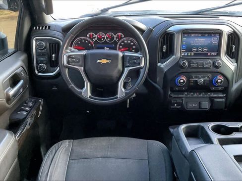 Used 2022 Chevrolet Silverado 2500 LT w/ Fleet Comfort Package image 7