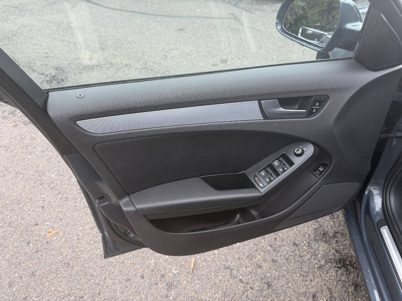 Used 2011 Audi A4 2.0T Premium AWD/4WD image 9