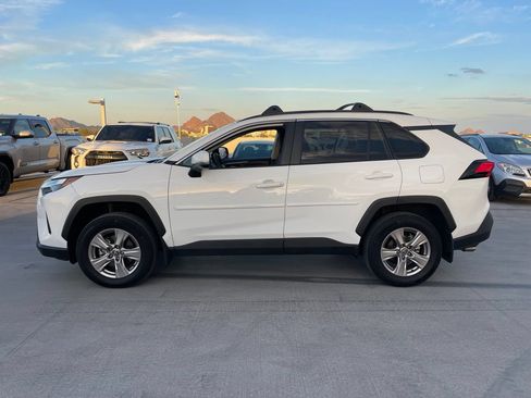 Used 2025 Toyota RAV4 XLE AWD/4WD image 6