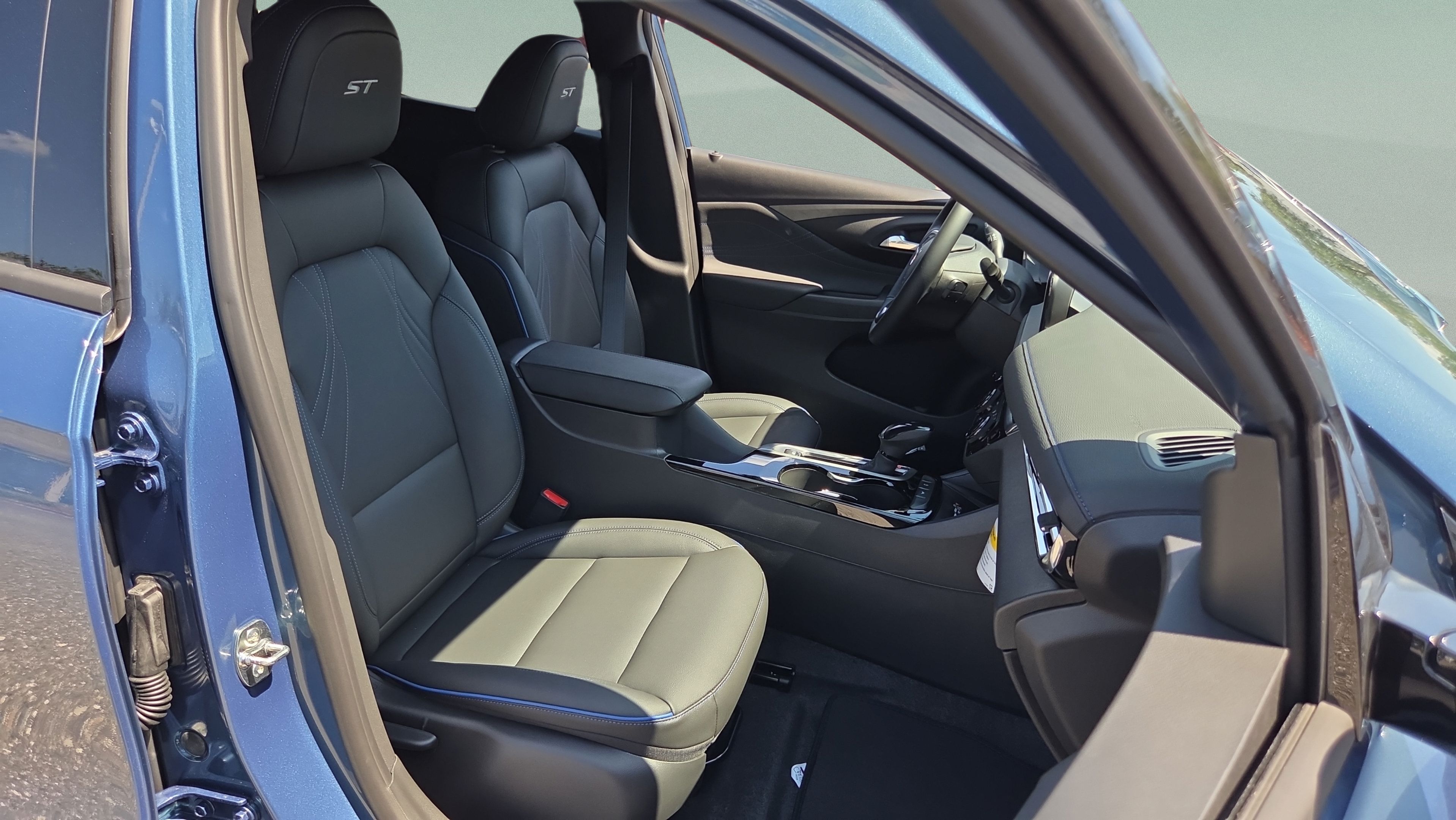 New 2026 Buick Envista Sport Touring w/ Convenience I Package FWD image 15
