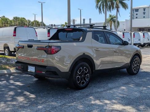 Used 2023 Hyundai Santa Cruz SEL Premium AWD/4WD image 7