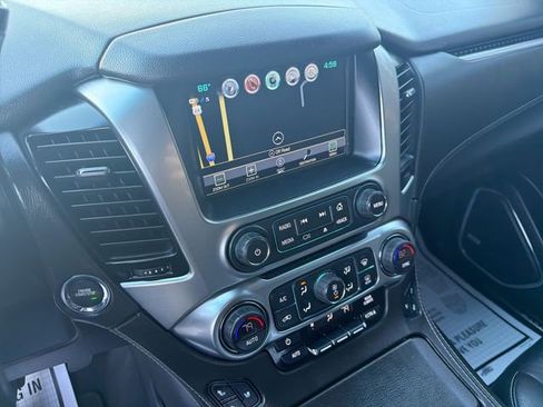 Used 2020 Chevrolet Suburban Premier image 14