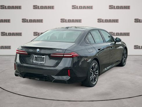 New 2026 BMW 530i xDrive w/ M Sport Package AWD/4WD image 5