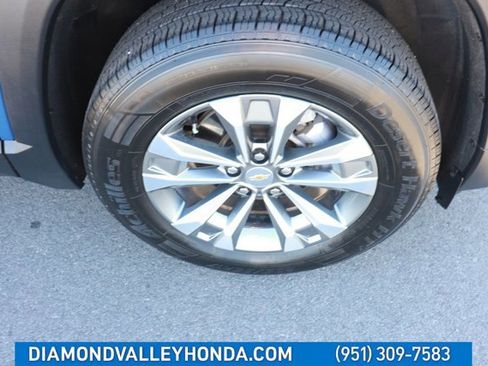 Used 2025 Chevrolet Equinox LT image 28