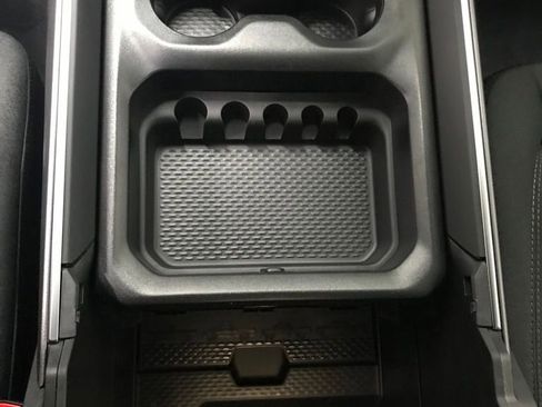 New 2026 RAM 1500 4x4 Crew Cab image 26