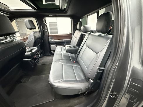 Used 2022 Ford F150 Lariat w/ Equipment Group 502A High image 33