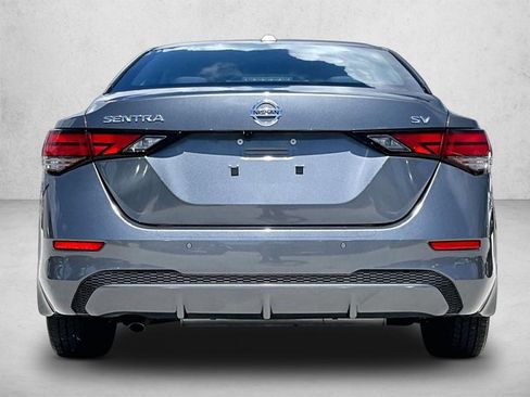 Used 2021 Nissan Sentra SV w/ Lighting Package FWD image 4