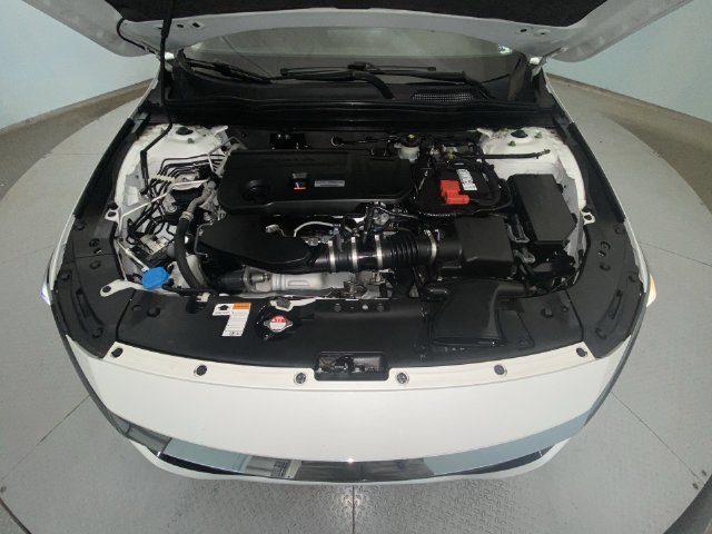 Used 2019 Honda Accord Touring image 25