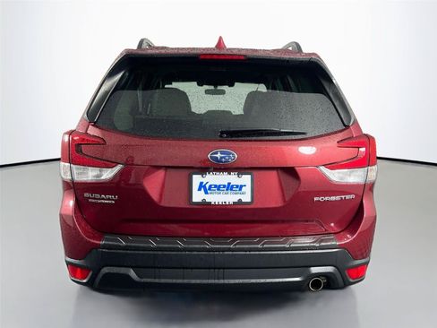 Used 2020 Subaru Forester Limited AWD/4WD image 5