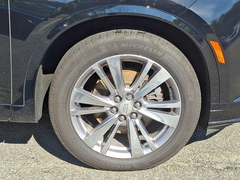 Used 2023 Cadillac XT6 Premium Luxury AWD/4WD image 8