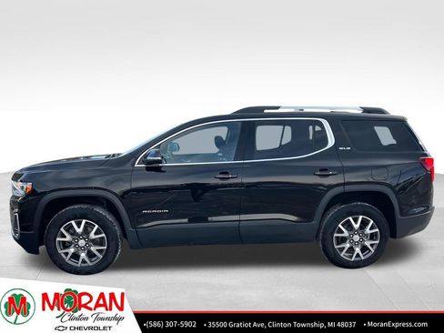 Certified 2023 GMC Acadia SLE w/ Driver Convenience Package image 3