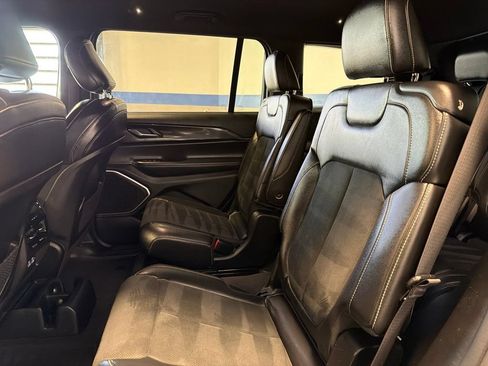 Used 2022 Jeep Grand Cherokee L Laredo AWD/4WD image 23