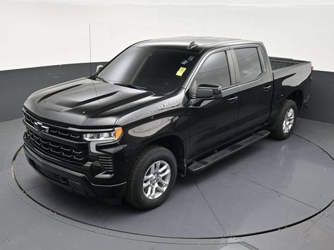 Used 2023 Chevrolet Silverado 1500 RST RWD image 12