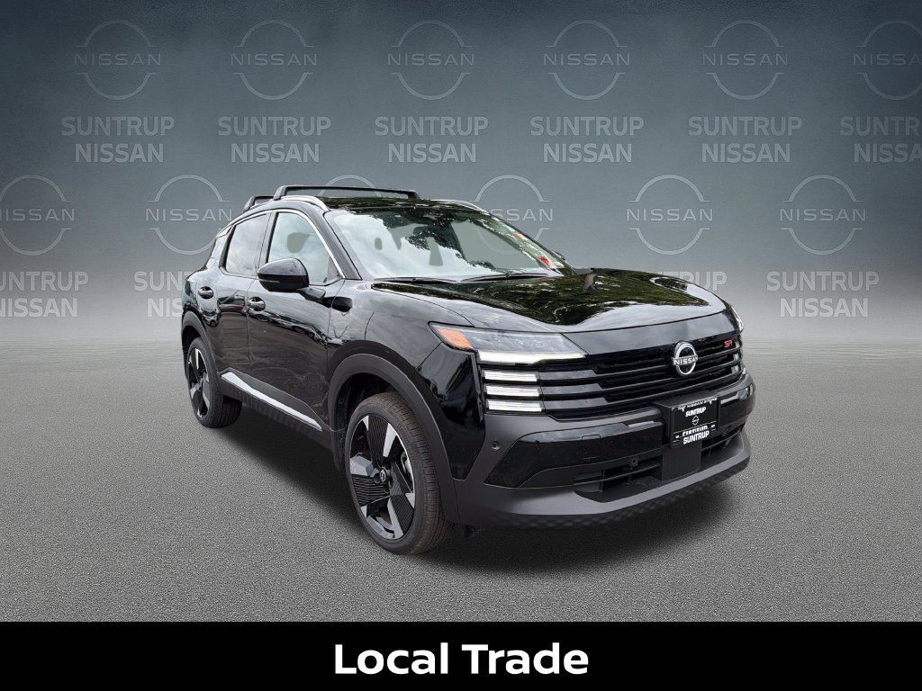 Certified 2026 Nissan Kicks SR FWD image 9