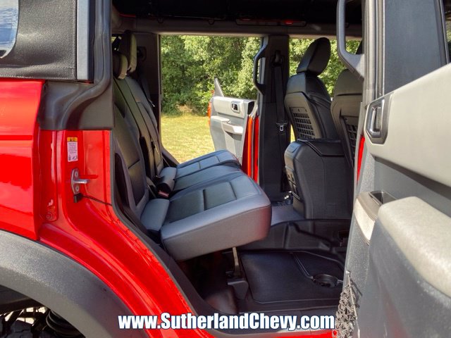 Used 2023 Ford Bronco Black Diamond AWD/4WD image 32