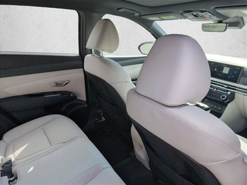 Certified 2025 Hyundai Tucson Limited image 22
