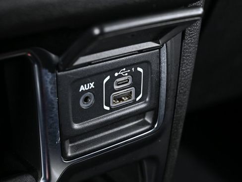 Used 2024 Jeep Wrangler Sport AWD/4WD image 20