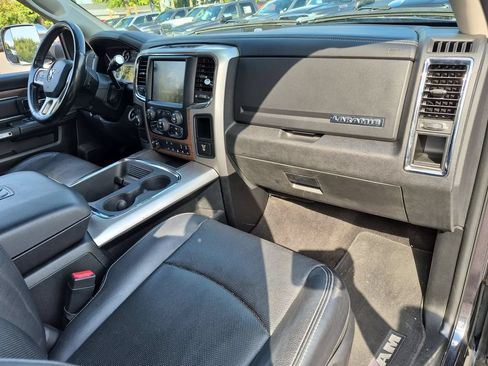 Used 2017 RAM 3500 Laramie AWD/4WD image 17