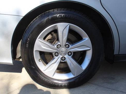 Used 2020 Honda Odyssey EX-L image 7