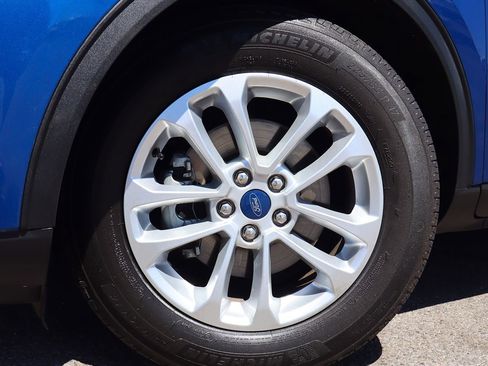 Used 2022 Ford Escape SE image 5