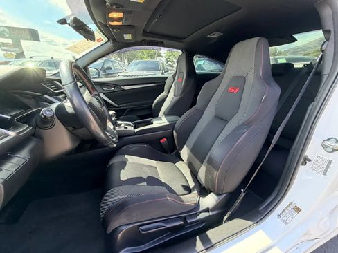 Used 2018 Honda Civic Si image 11