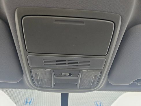 Used 2018 Honda CR-V LX image 18