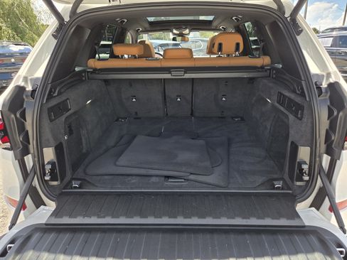 Used 2024 BMW X5 sDrive40i w/ M Sport Package RWD image 15