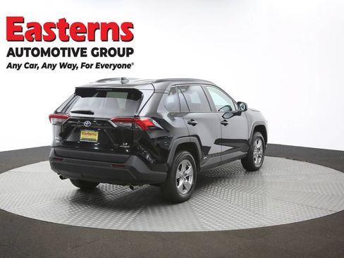 Used 2023 Toyota RAV4 LE AWD/4WD image 39