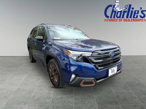 Certified 2025 Subaru Forester Sport AWD/4WD image 3
