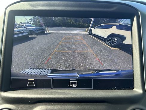 Used 2021 Chevrolet Silverado 1500 LT Trail Boss w/ Convenience Package II image 24