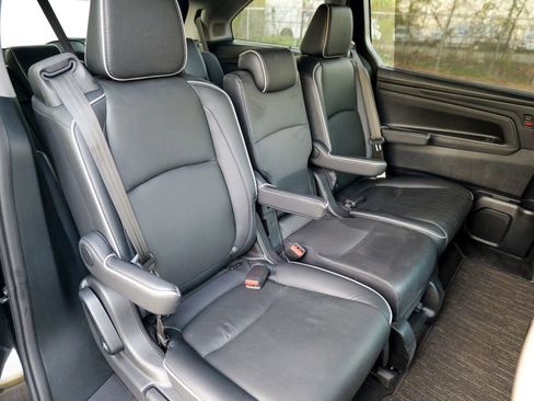 Used 2023 Honda Odyssey Elite image 32