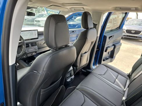 Used 2025 Ford Maverick Lobo image 35