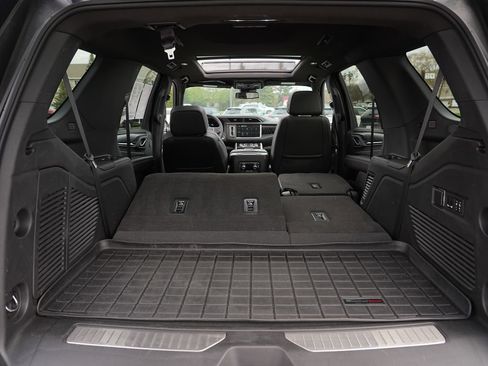 Used 2023 GMC Yukon Denali w/ Max Trailering Package AWD/4WD image 29