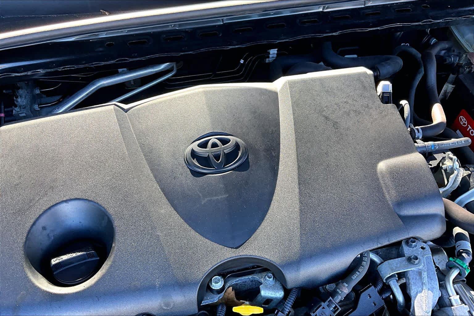 Used 2018 Toyota Camry LE FWD image 31