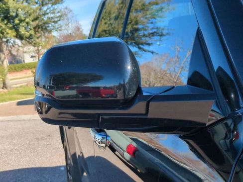 Used 2023 Toyota Tundra Limited w/ Power Package image 12