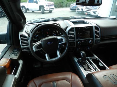 Used 2018 Ford F150 King Ranch w/ Equipment Group 601A Luxury image 9