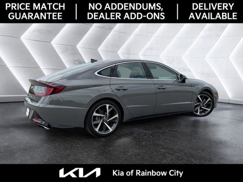 Used 2022 Hyundai Sonata SEL Plus w/ Preferred Accessory Package FWD image 5