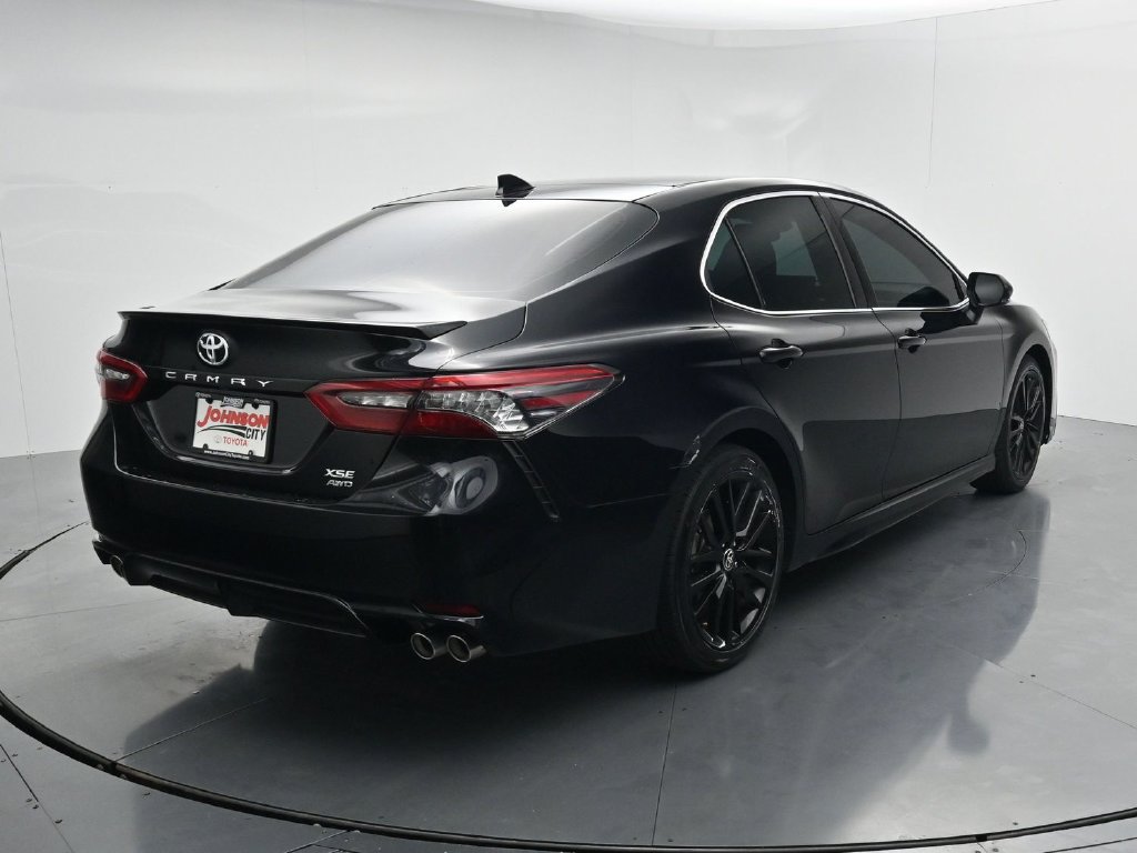 Used 2022 Toyota Camry XSE w/ Cold Weather Package AWD/4WD image 7