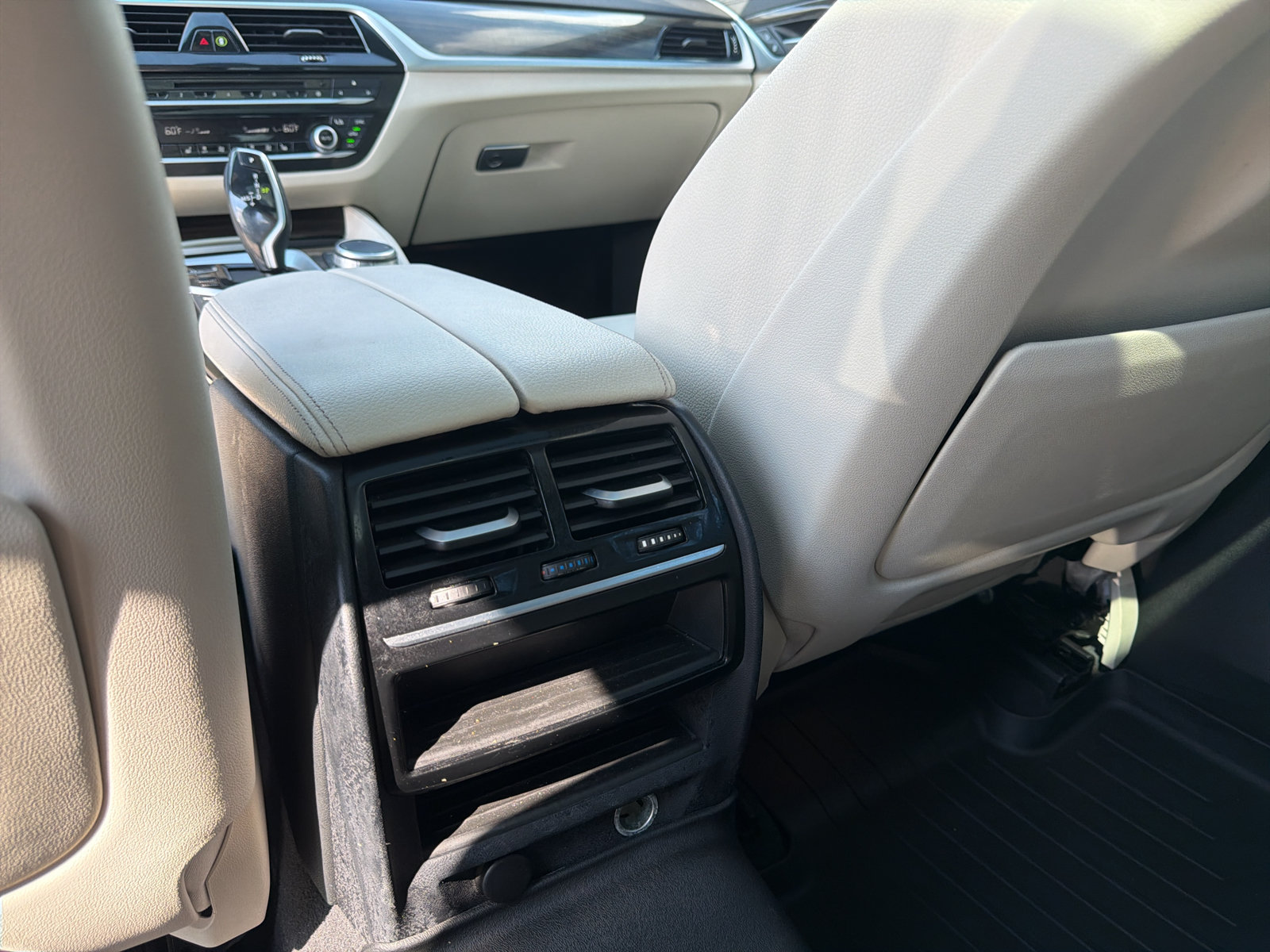 Used 2019 BMW 640i Gran Turismo xDrive w/ Premium Package AWD/4WD image 19