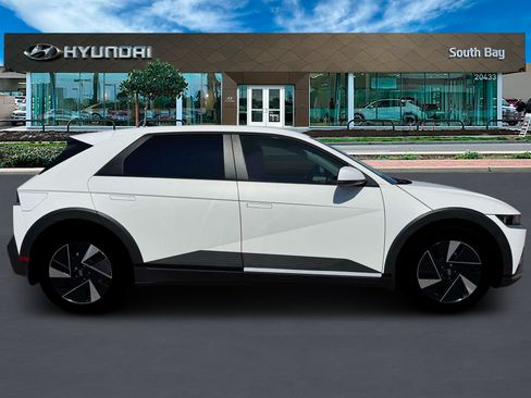 New 2026 Hyundai Ioniq 5 SEL RWD image 9