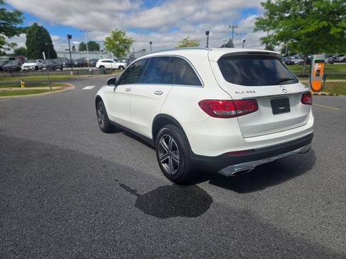 Used 2019 Mercedes-Benz GLC 300 4MATIC image 6