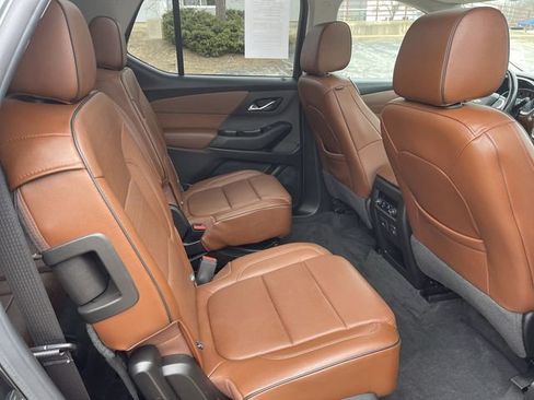 Used 2019 Chevrolet Traverse High Country w/ LPO, Floor Liner Package image 15