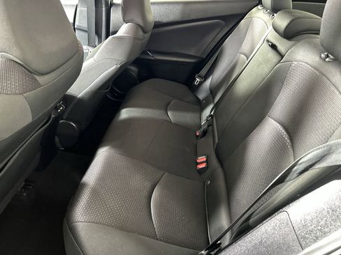 Used 2021 Toyota Prius LE image 24