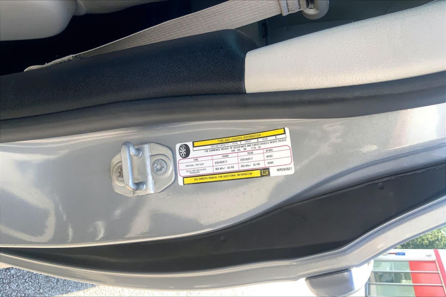 Used 2021 Chrysler Pacifica Touring-L FWD image 32
