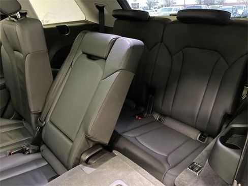 Used 2024 Audi Q7 3.0T Premium Plus image 33